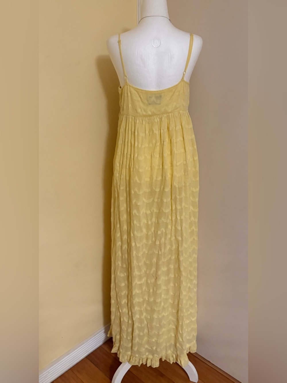 Juicy Couture Soft Yellow Ruffle-Trim Maxi Dress Sz 8 - Picture 4 of 7